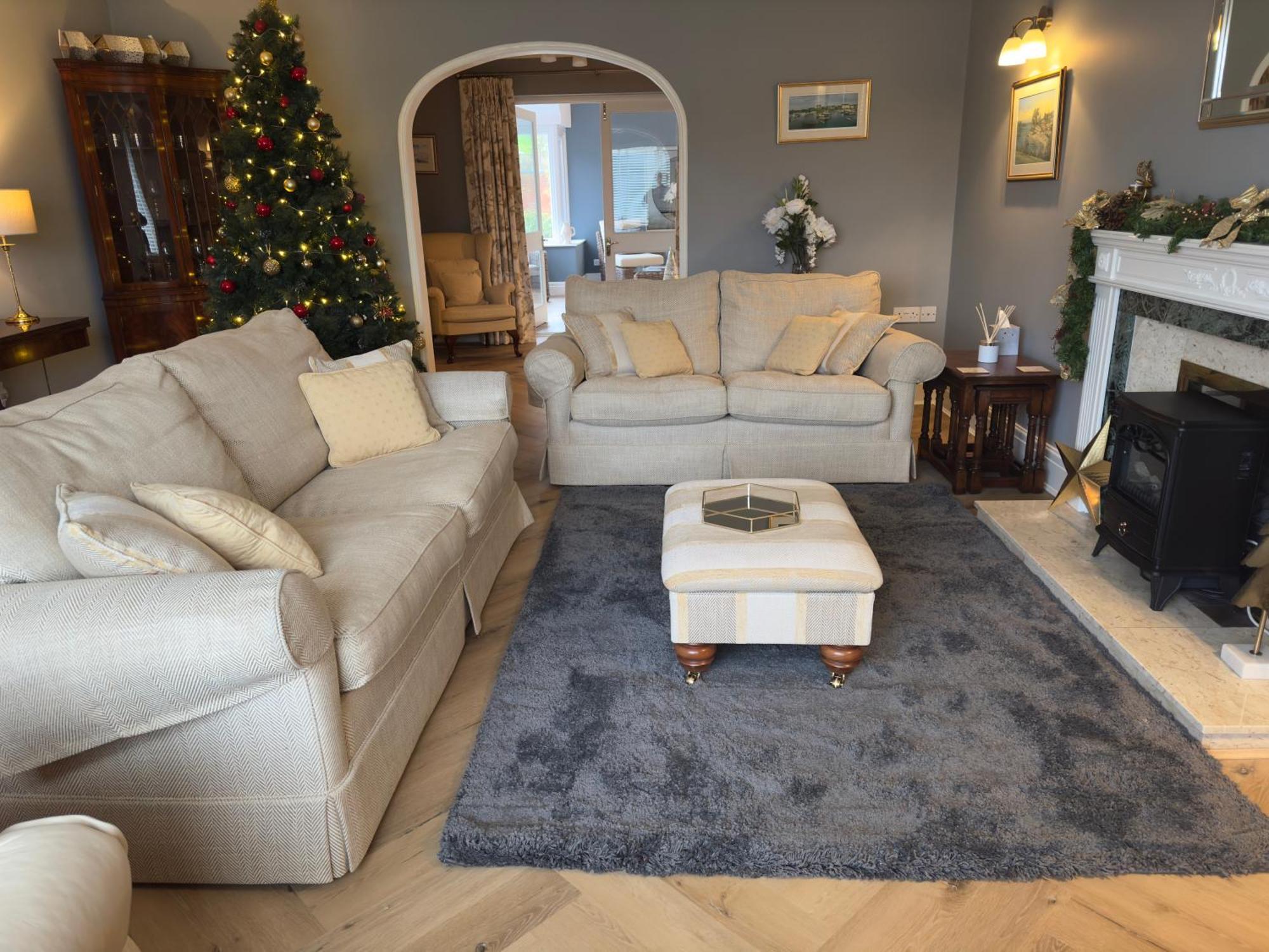 Vast, Elegant Home With Indoor Pool & Sauna Near Popular Golf Course Kington (Herefordshire) Exterior foto